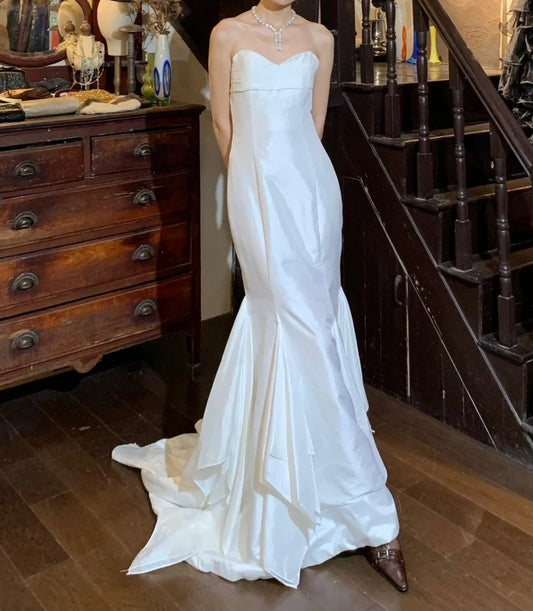 Vintage 90s Wedding Dress Satin White Sweetheart Mermaid Wedding Dress for Garden Wedding  D5229