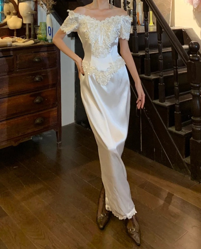 Vintage 90s Wedding Dress Off Shoulder Wedding Dress for Garden Wedding  D5233