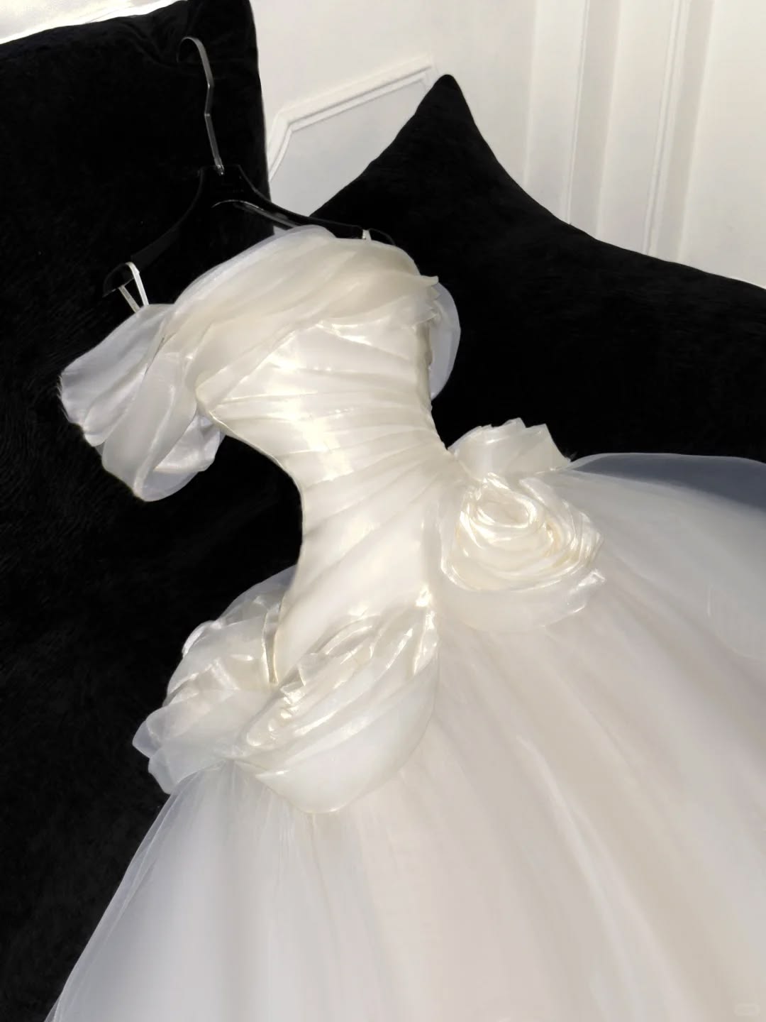 Elegant Spaghetti Strap A Line Flower Tulle Long Prom Dress Wedding Dress D6396