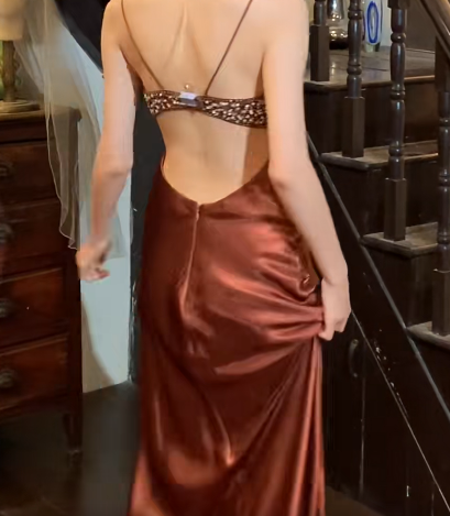 Retro 90s Prom Dress A Line Satin Spaghetti Straps Backless Gala Gown Evening Dress    D5283