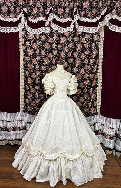 Retro Beige Off-the-shoulder A-Line Satin Quinceanera Dresses Evening Ball Gowns, D1333