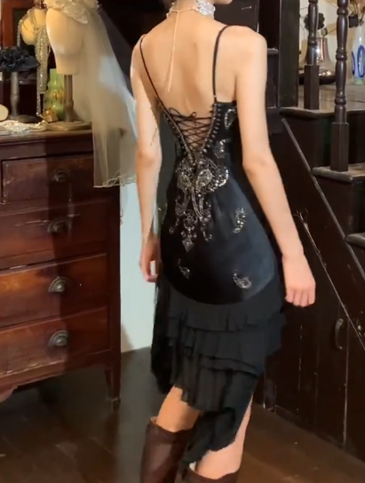 Retro 90s Prom Dress Black Spaghetti Straps Tiered Short Gala Gown Evening Dress Cocktail Dress   D5317