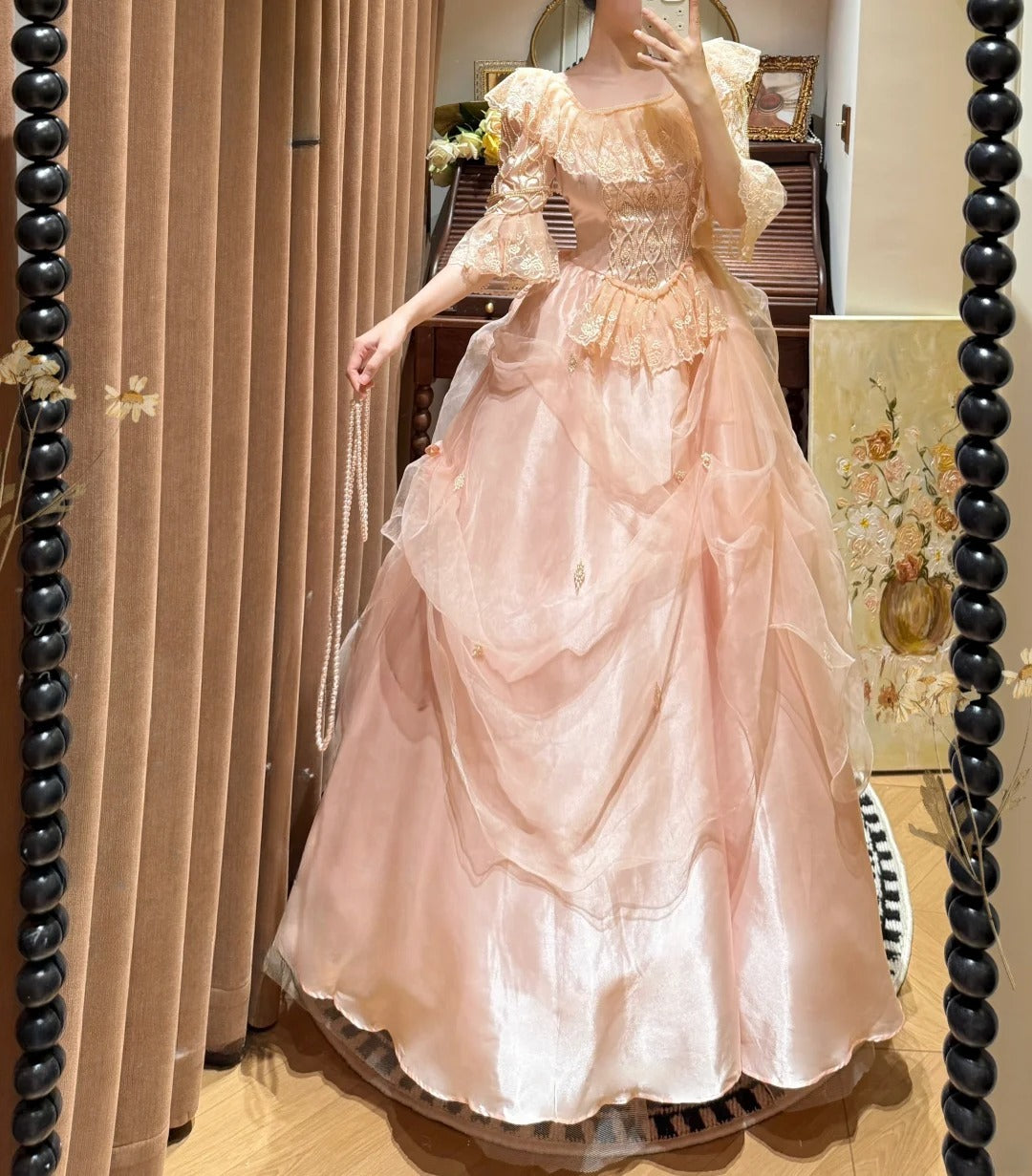 Atemberaubendes hellblaues Abendkleid aus plissiertem Tüll mit V-Ausschnitt, ideal für Quinceañera und Ball (Modell D4654)