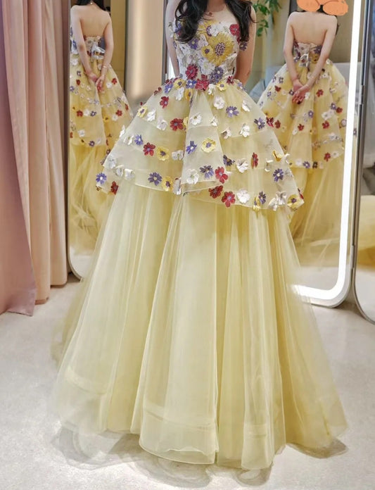 Beauty Prom Dress Light Yellow Strapless Floral Pleated Tulle Gala Dress Evening Dress 18th Graduation Gown      D5341