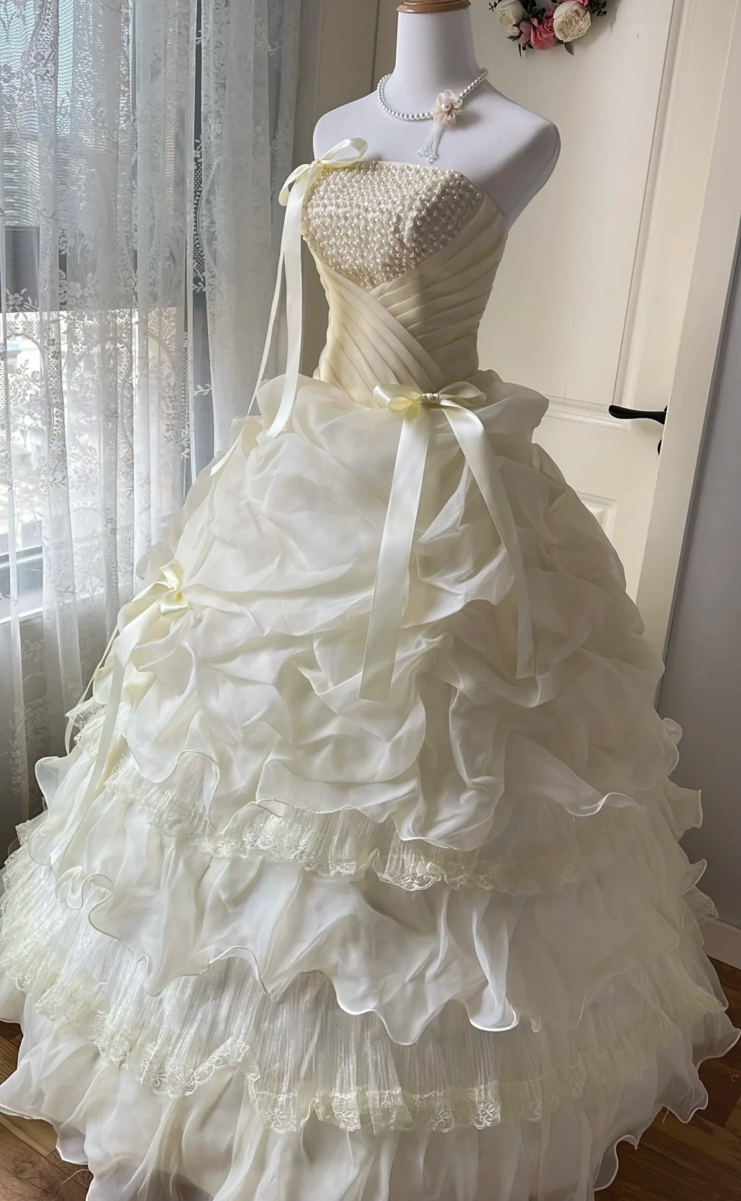 Charming Ball Gown Strapless Tiered Evening Dress Sweet 16th Dress Birthday Party Gown       D5354