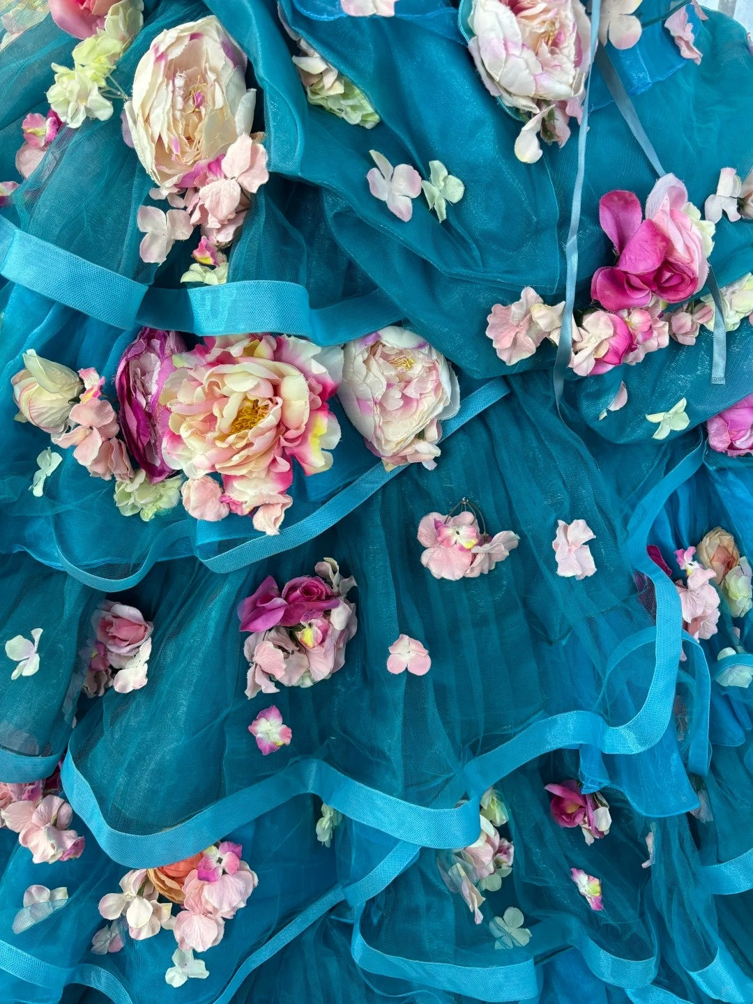 Atemberaubendes Ballkleid Sweetheart Plissiertes Blumen-Abendkleid Süße 16 Kleid Geburtstag Ballkleid D5369