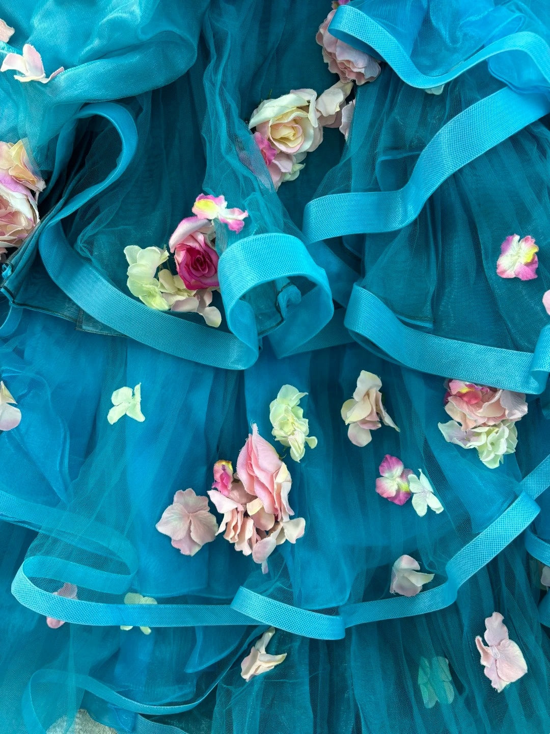 Atemberaubendes Ballkleid Sweetheart Plissiertes Blumen-Abendkleid Süße 16 Kleid Geburtstag Ballkleid D5369