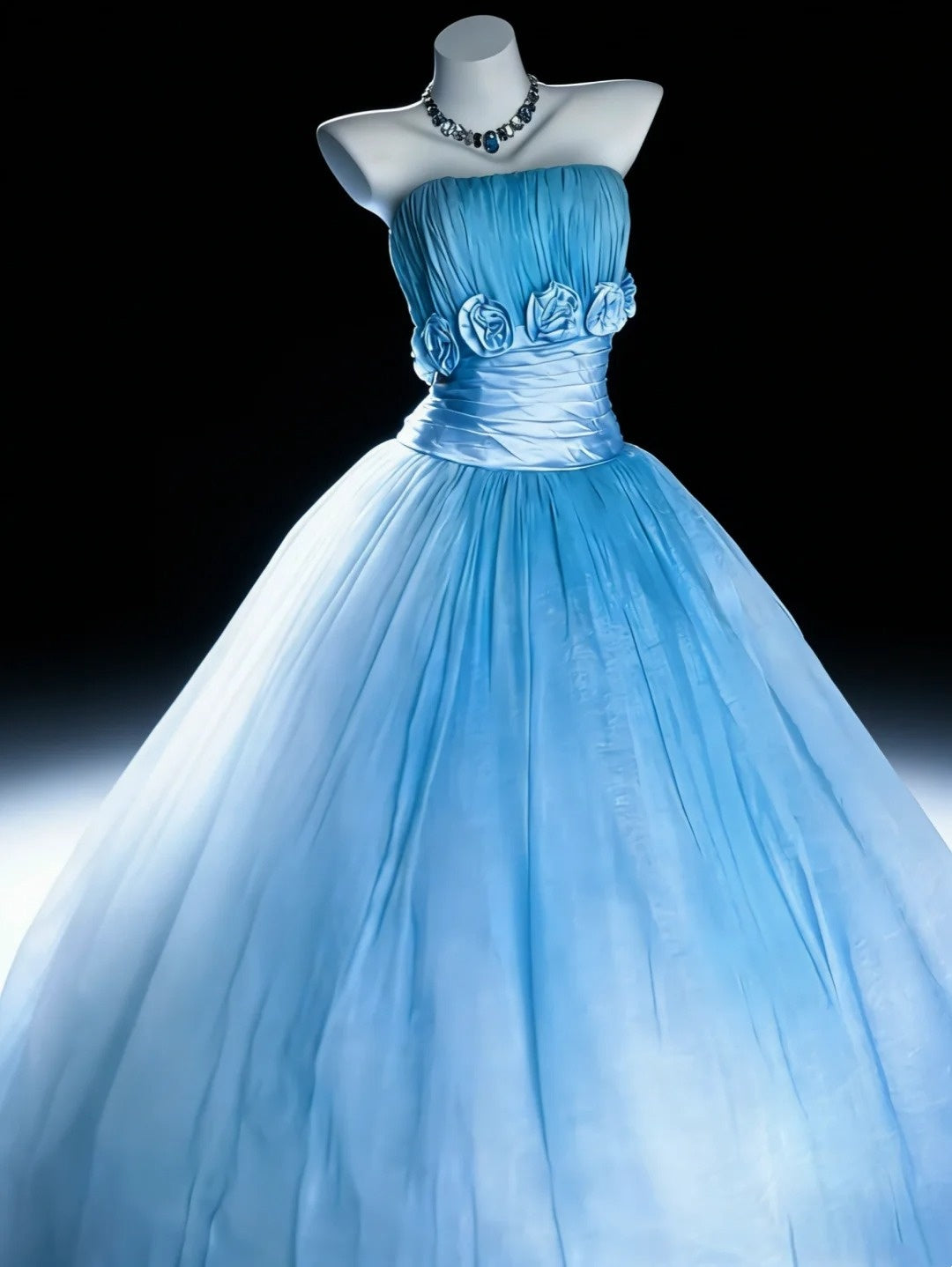 Hübsches Ballkleid Hellblau Trägerlos Plissiertes Abendkleid Quinceanera-Kleid Geburtstag Abschlussballkleid D5394