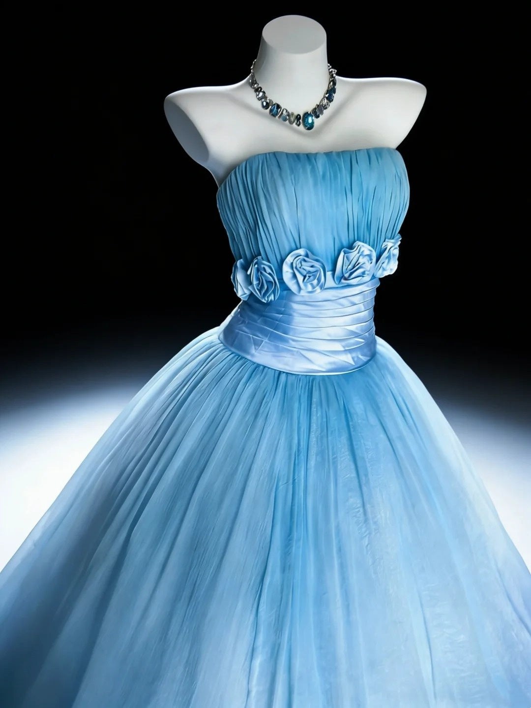 Hübsches Ballkleid Hellblau Trägerlos Plissiertes Abendkleid Quinceanera-Kleid Geburtstag Abschlussballkleid D5394