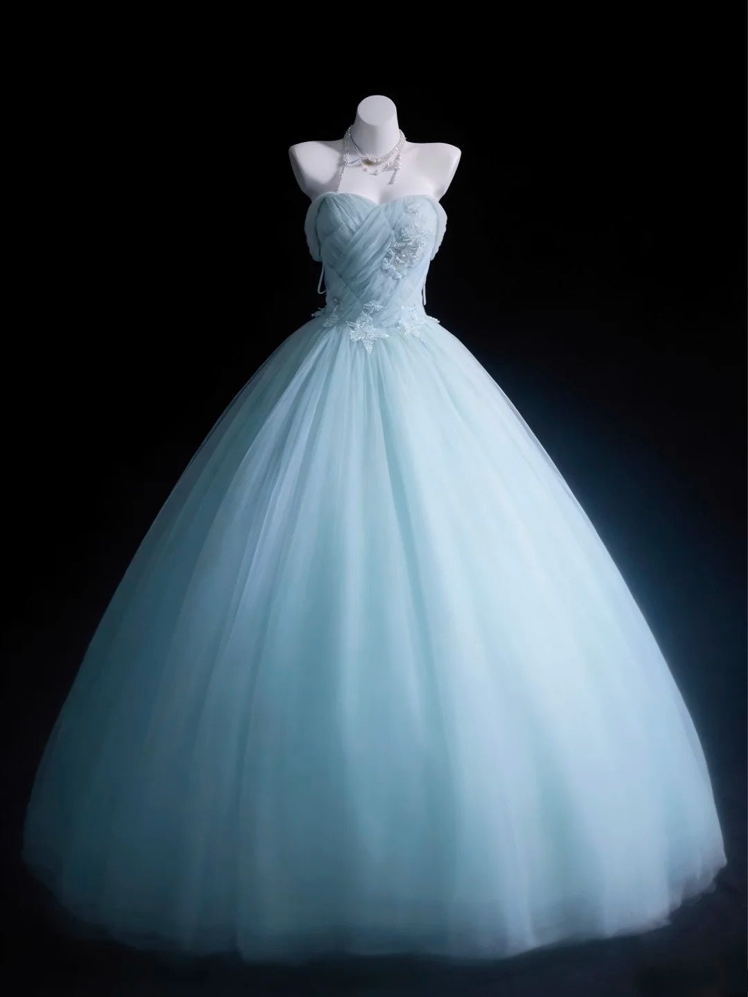 Elegantes Ballkleid Hellblau schulterfrei plissiert Tüll Abendkleid Quinceanera Kleid Geburtstag Ballkleid D5396