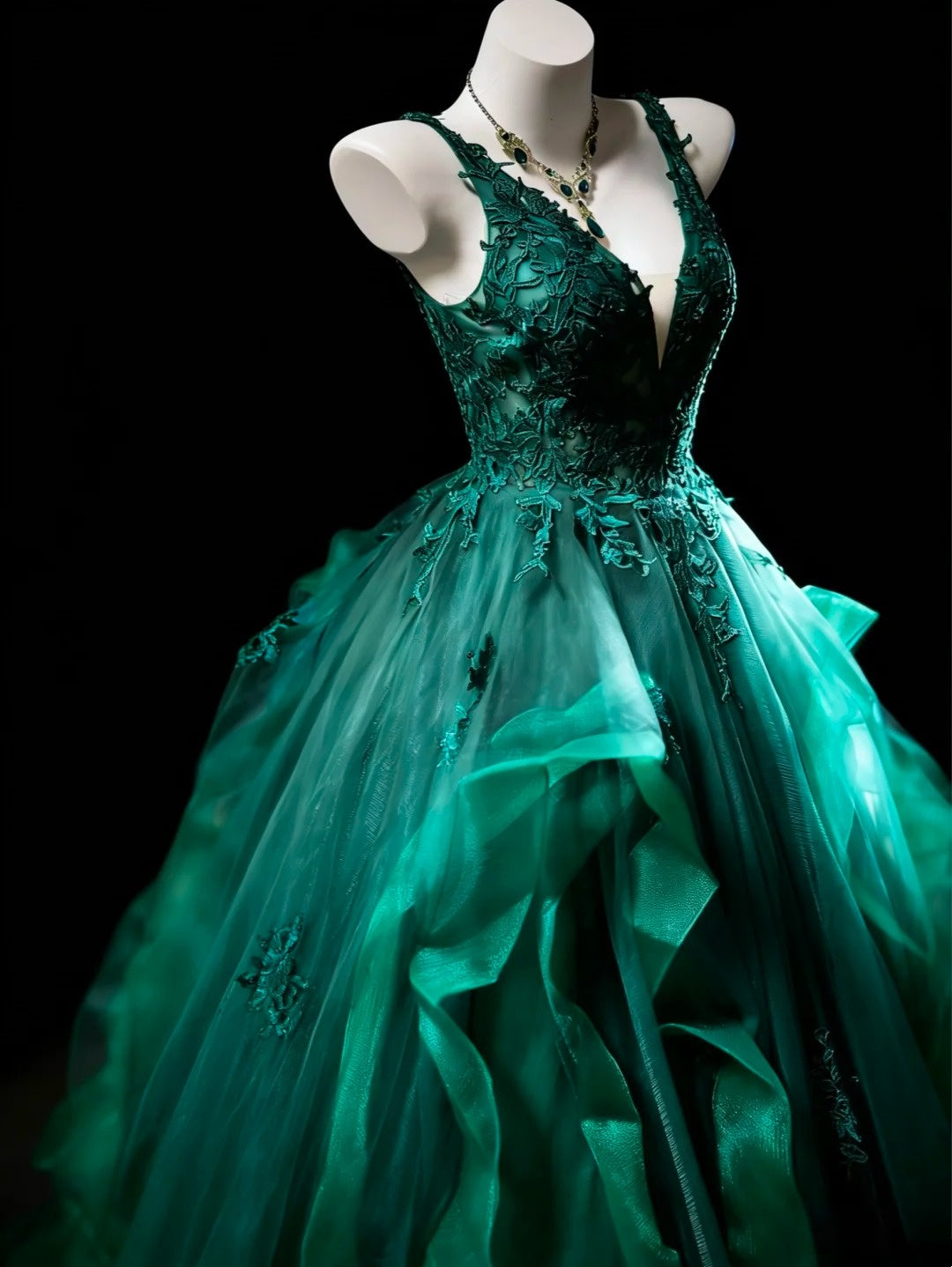 Pretty Ball Gown Dark Green Spgahtti Straps Pleated Tulle Evening Dress Quniceanera Dress Birthday Prom Gown       D5405