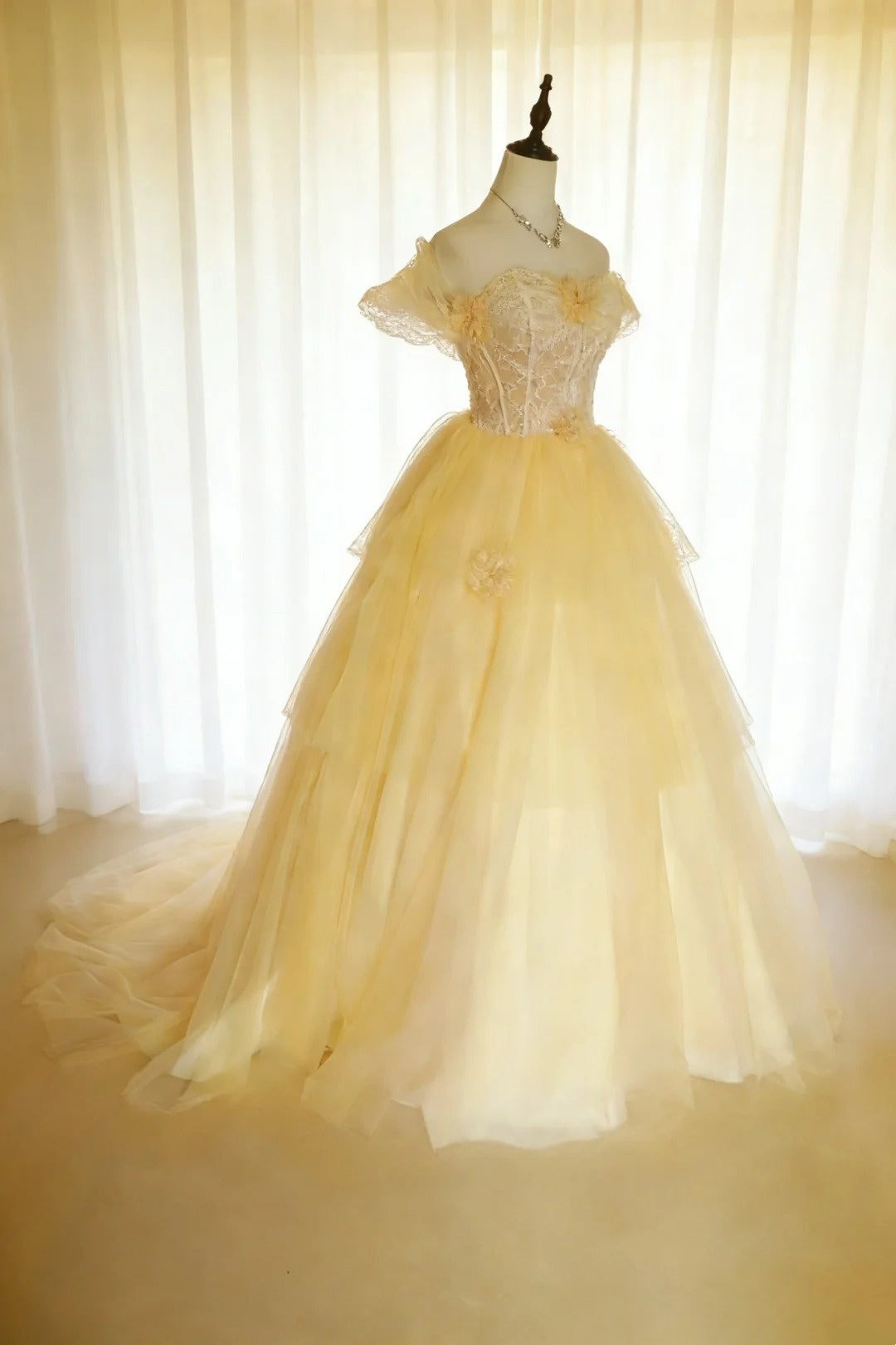 Wunderschönes Ballkleid, schulterfrei, Tüll, plissiert, Abendkleid, Quinceanera-Kleid, Geburtstag, Abschlussballkleid D5409