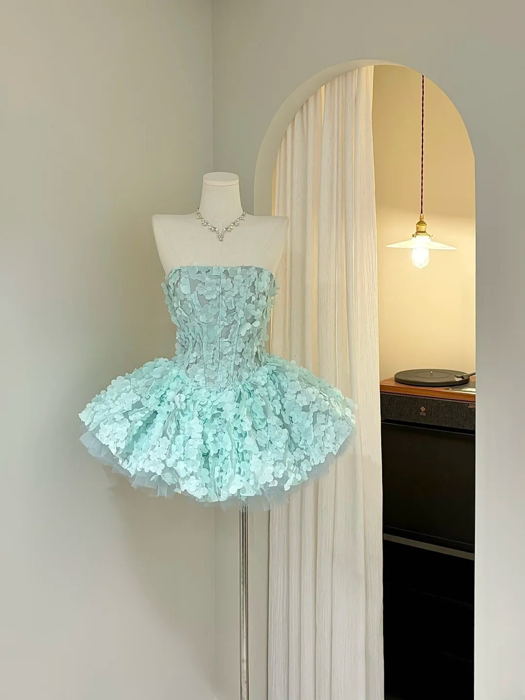 Chic Homecoming Dress Strapless Floral Short Prom Dress Back to School Outfits Cocktail Dress  D5435