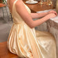 Ravissante robe de bal en satin jaune, coupe trapèze, encolure carrée, taille empire. Robe de gala, robe de soirée D5480