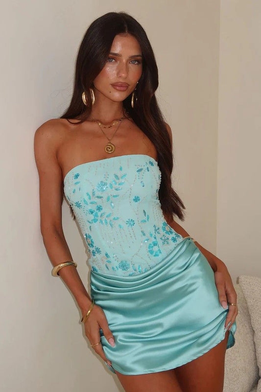 Pretty Homecoming Dress Strapless Hugging Embroidery Pleated Back to School Outfits Party Dress D6715