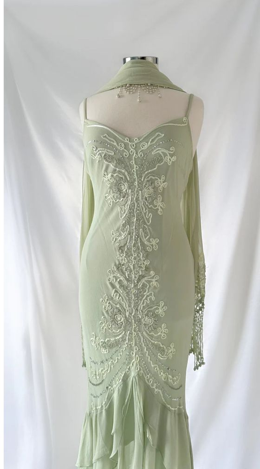 Robe de soirée longue style sirène à bretelles spaghetti et appliques, couleur sauge clair, D923
