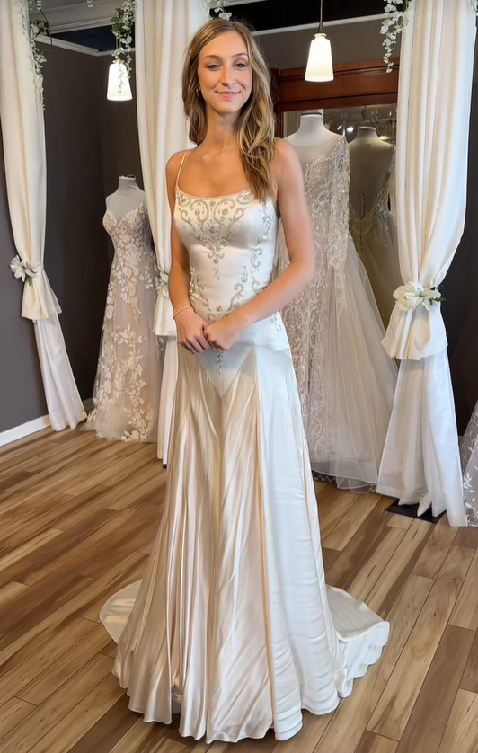 New Arrival Spaghetti Straps A-Line Beading Long Wedding Dress Bridal Dress, D775