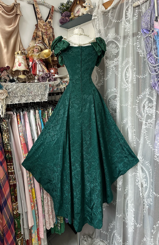 Vintage Dark Green Off-the-shoulder Irregular Hem Design A-Line Applique Prom Dress Evening Dress D1683