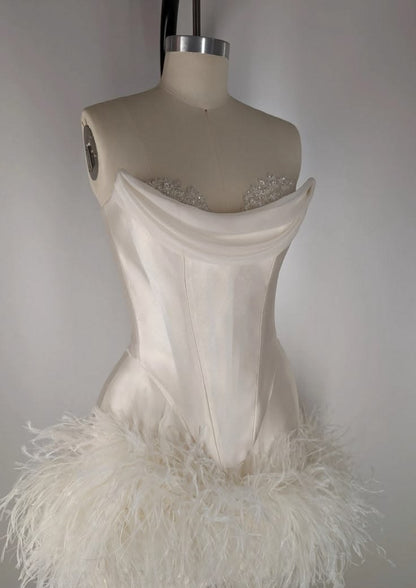 Unique Homecoming Dress Sweetheart Hugging Feather Back to School Outfits Party Dress D7751