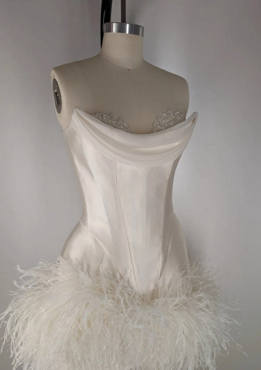 Unique Homecoming Dress Sweetheart Hugging Feather Back to School Outfits Party Dress D7751