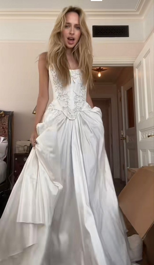 Elegant White Strapless A-Line Satin Appliques Wedding Dress Bridal Dress, D984