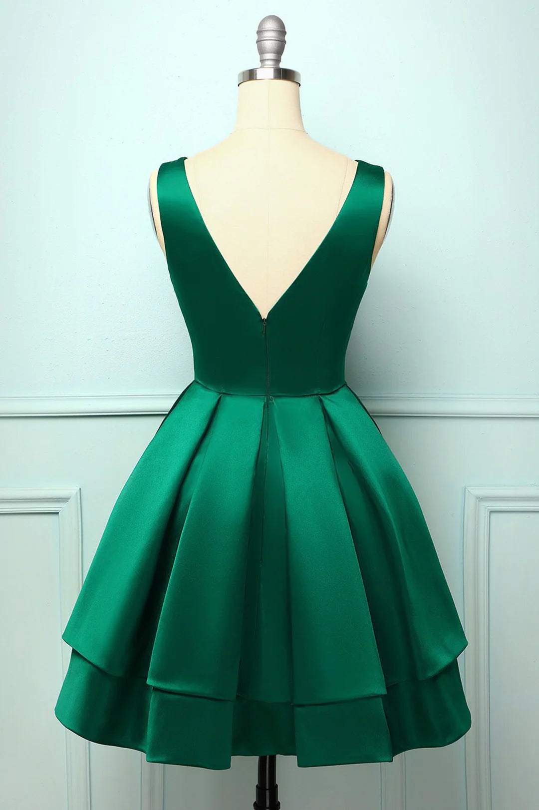 Simple Homecoming Dress V Neck Cascade Short Prom Dress Back to School Outfits Party Dress  D6102