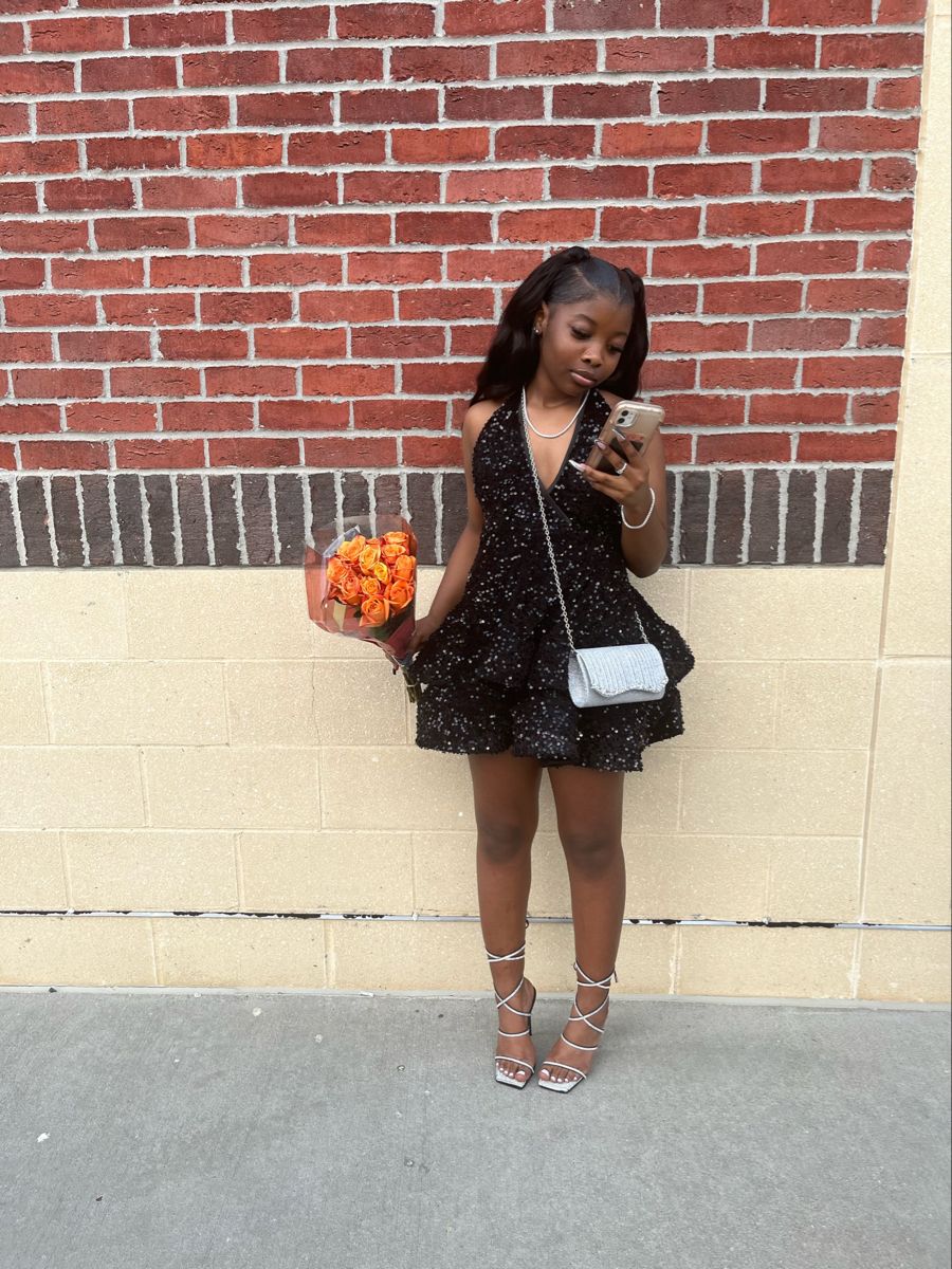Charming Homecoming  V Neck Black Sequins Back to School Outfits Party Dress D6714