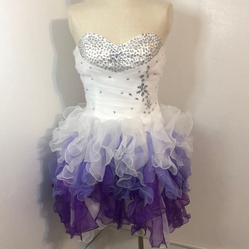 Stunning Homecoming Dress Sweetheart Rinestone Sequins Pleated Tulle Cascade Back to School Outfits Party Dress D7934