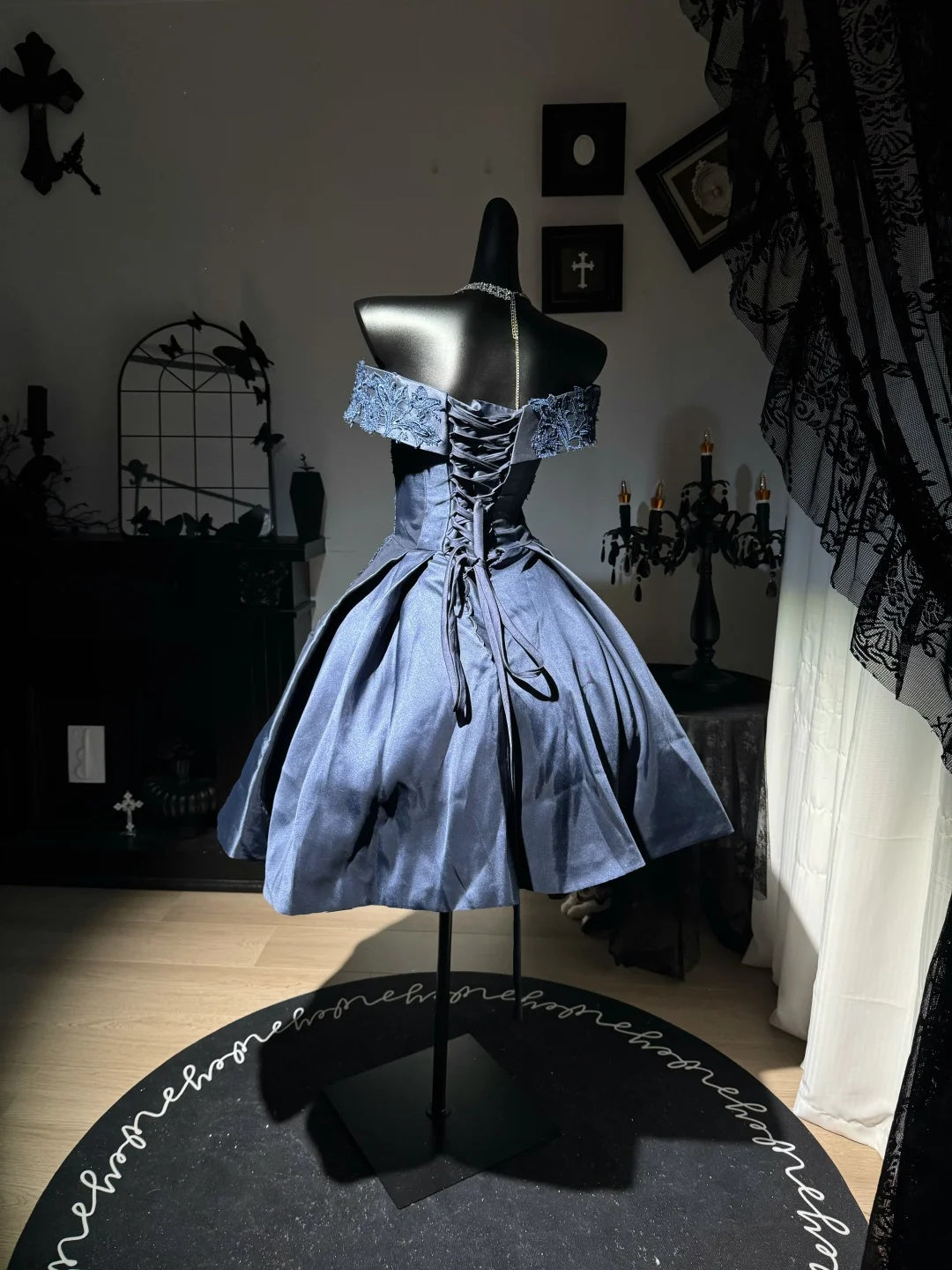 Mysterious Dusty Blue Off Shoulder Sweetheart Lace Appliques Satin A‑Line Short Homecoming Dress D7952