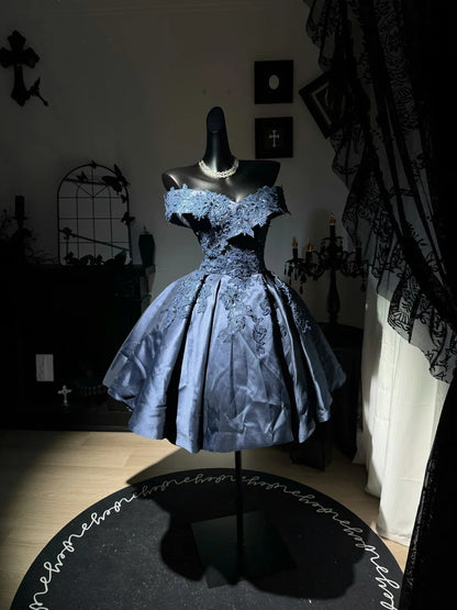 Mysterious Dusty Blue Off Shoulder Sweetheart Lace Appliques Satin A‑Line Short Homecoming Dress D7952