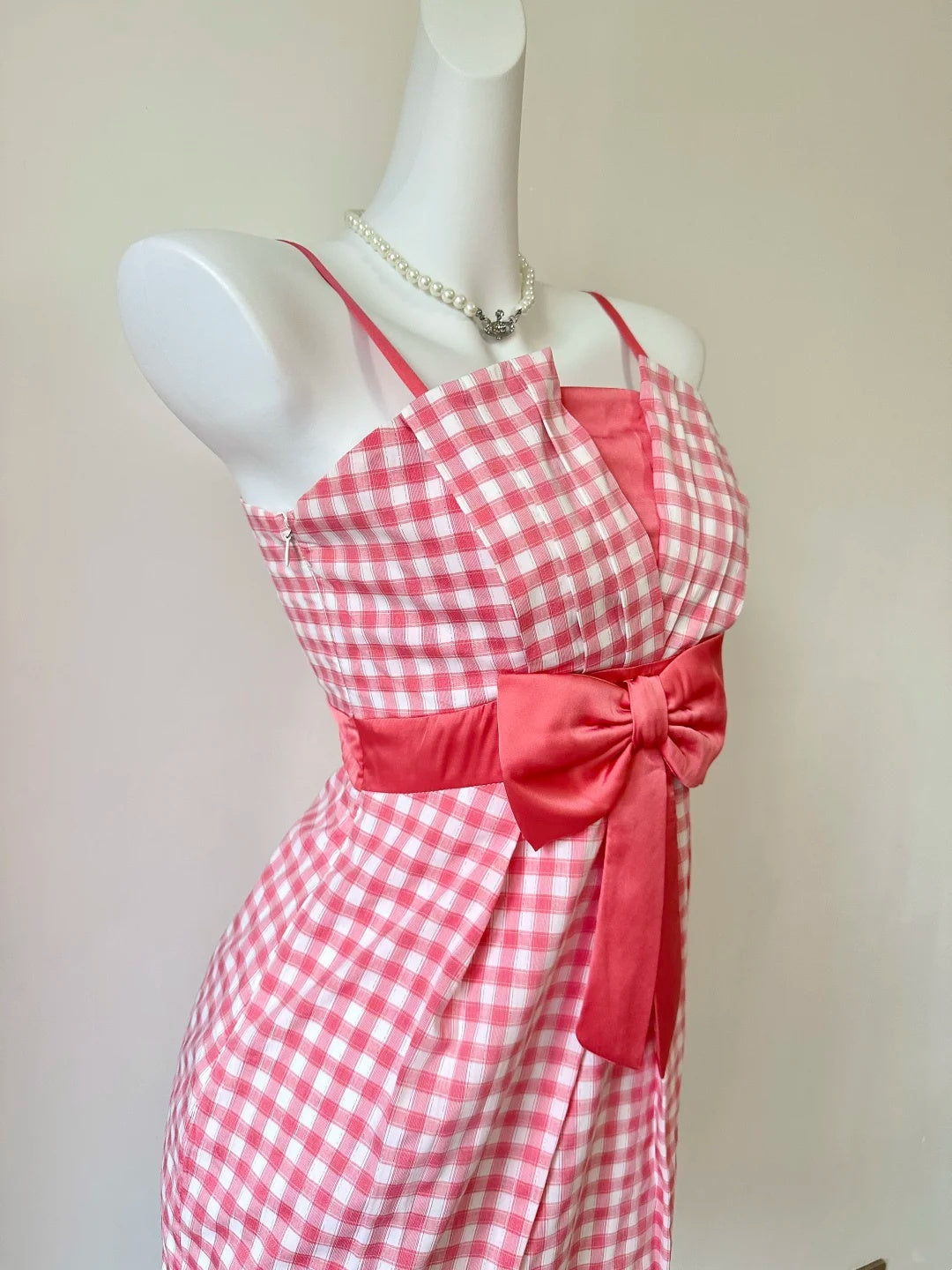 Lovely Pink Gingham Spaghetti Straps V‑Notch Bodice Big Satin Bow Waist Sheath Short Homecoming Dress D7955