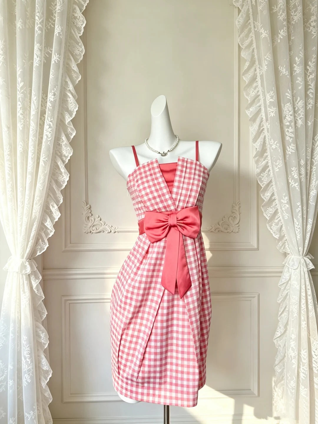 Lovely Pink Gingham Spaghetti Straps V‑Notch Bodice Big Satin Bow Waist Sheath Short Homecoming Dress D7955