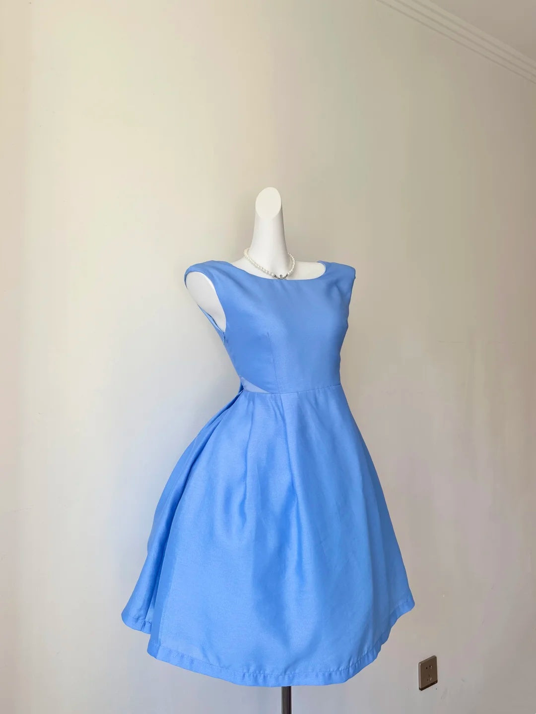 Dainty Sky Blue Cap Sleeve Boat Neck White Satin Bow Waist Lace Trim Sheer Mesh Back A‑Line Short Homecoming Dress D7956