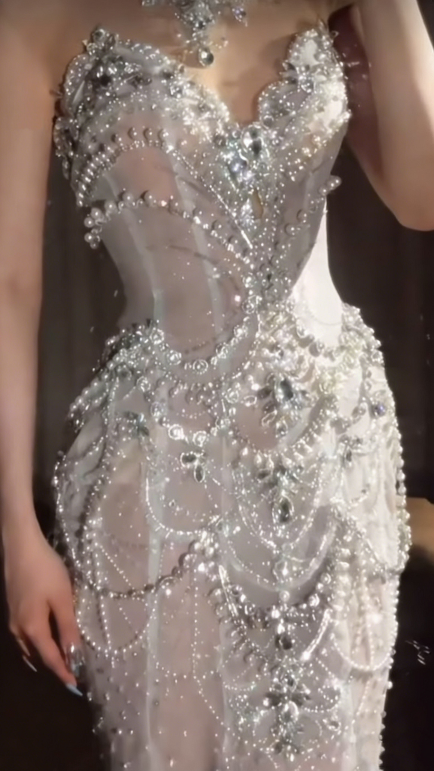 Wunderschönes Sweetheart Meerjungfrau Perlen verziertes langes Partykleid Brautkleid, D778