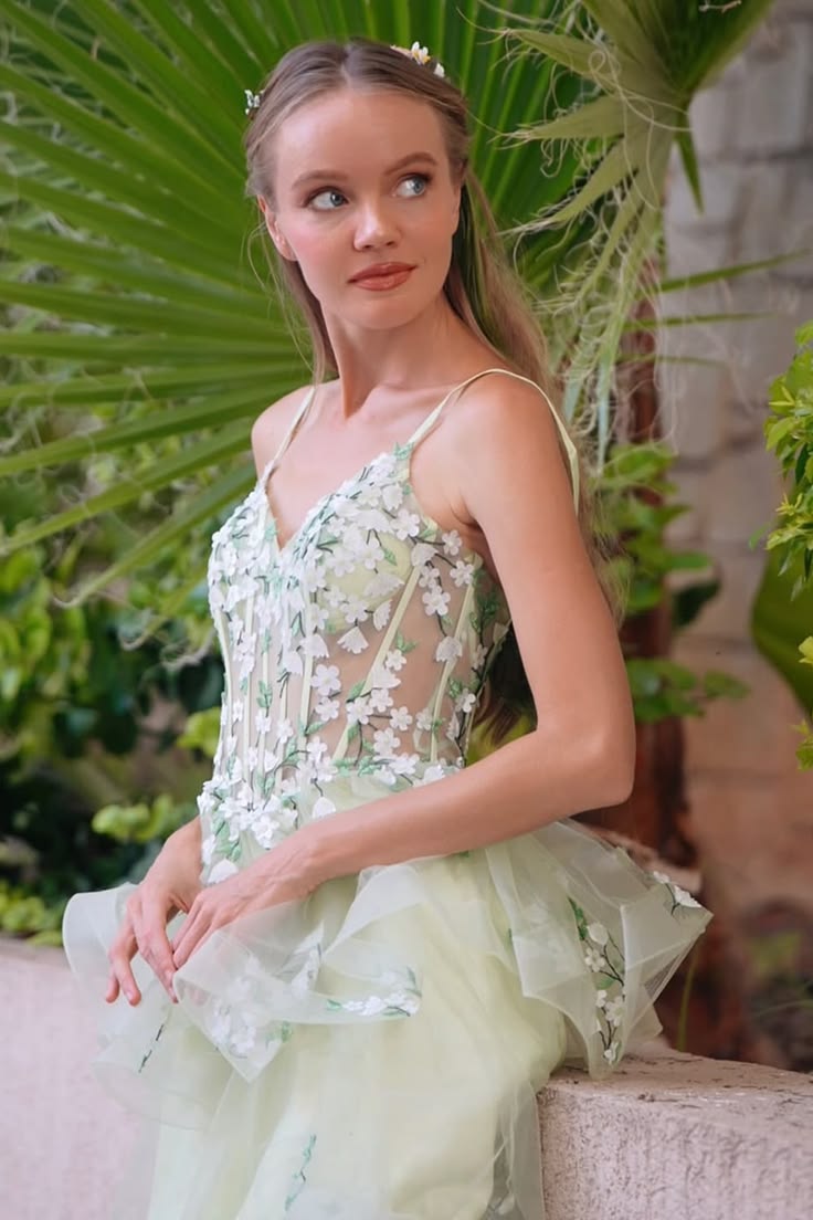 Fairy Pale Green A-Line Dress Spaghetti Strap Boned Bodice Floral Appliques Homecoming Dress L13