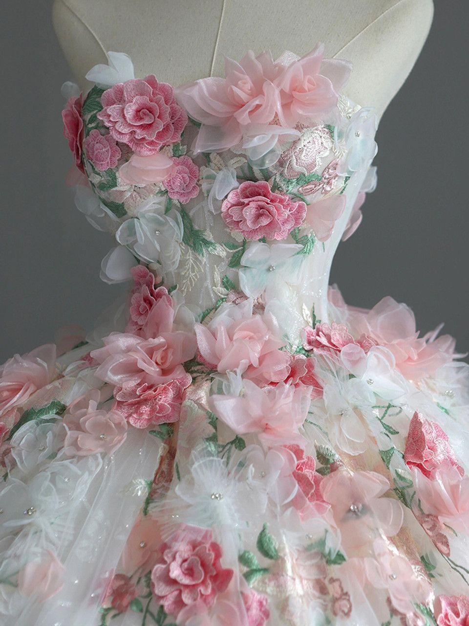 Sweet White Ball Gown Strapless Floral Appliques Embroidery Beaded Tulle Quinceanera Dress 16 L130