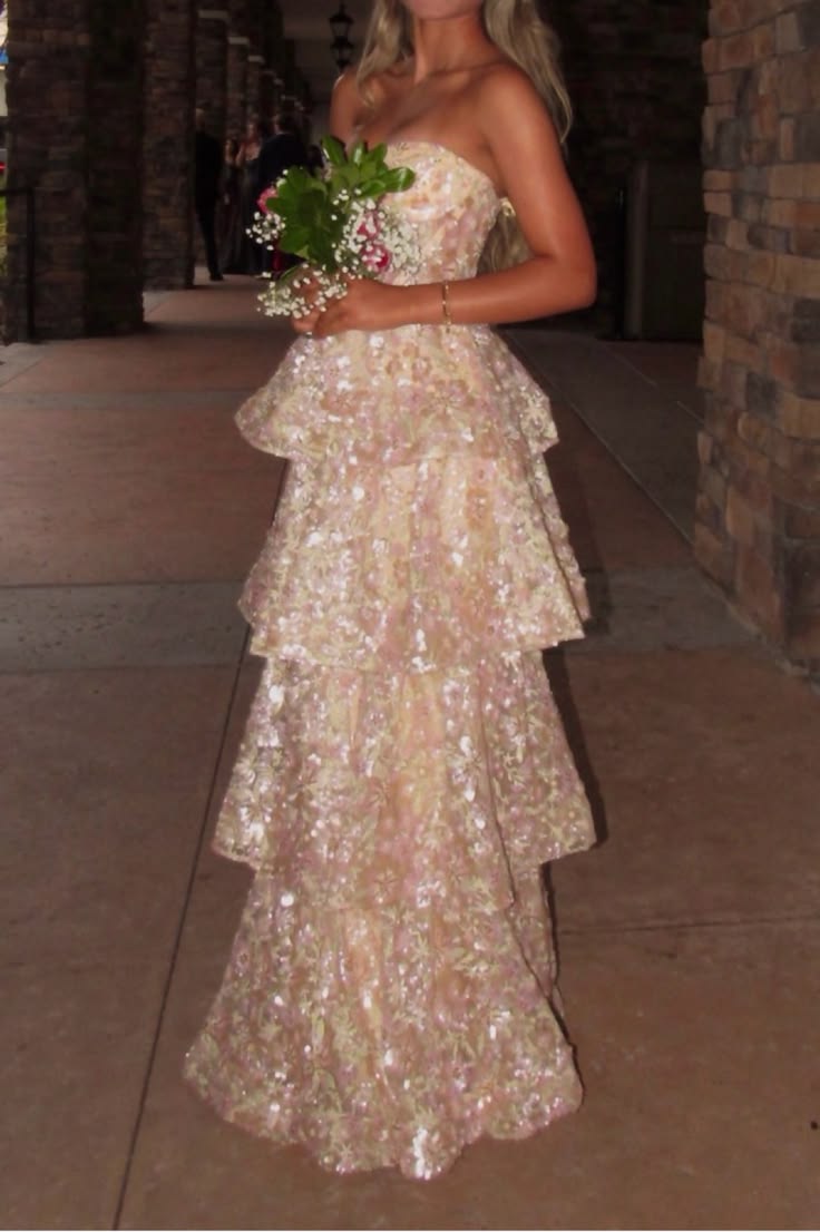 Sparkling Cream A-Line Sweetheart Sequins Ruffled Tulle Dress Prom Evening Dress L135