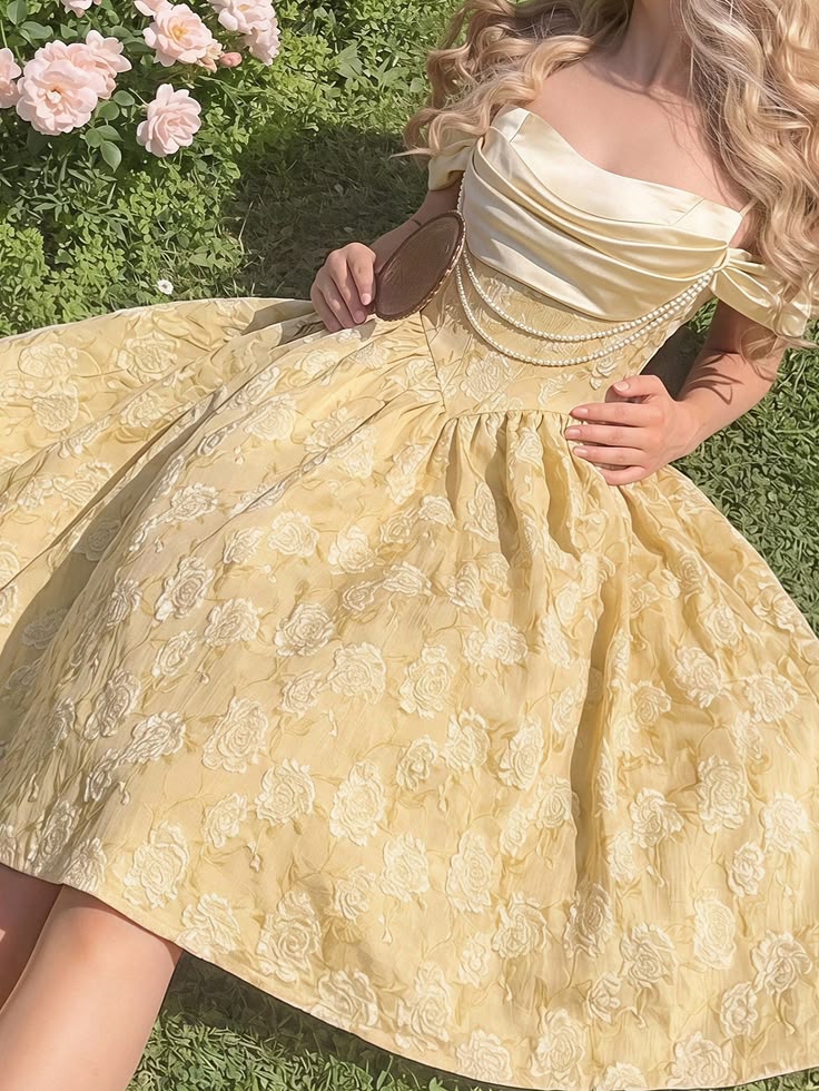 Vintage-Style Pastel yellow Ball Gown Off-The-Shoulder Pearl Beading Jacquard Satin Dress Prom Quinceanera Dress 16 L14