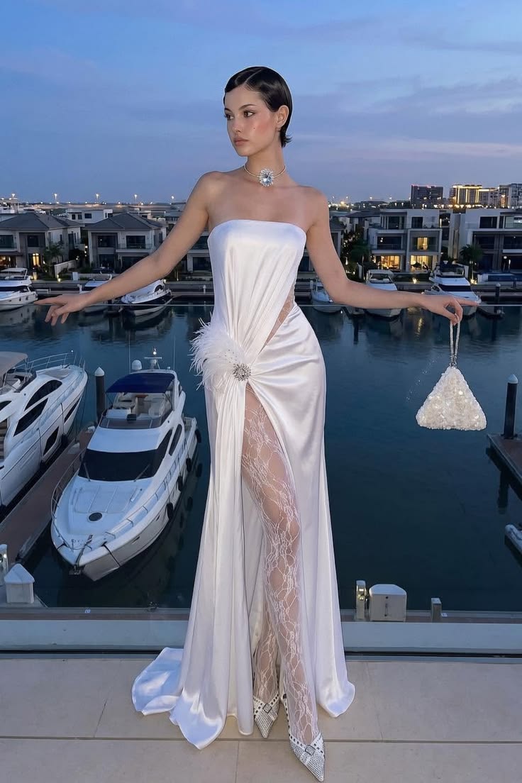 Chic White Sheath Strapless Lace Cutout A Side Silt Feather Detail Satin Dress Prom Evening Dress L155