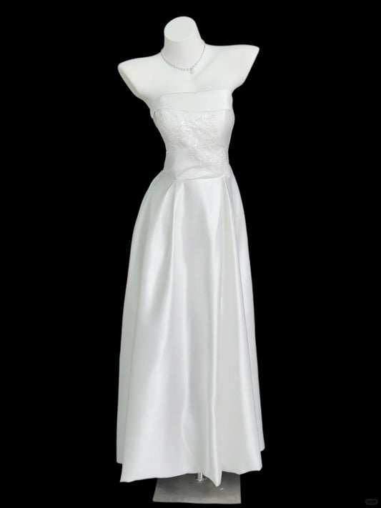 Elegant White A-Line Strapless Sequins Embroidery Satin Dress Prom Dress Evening Dress L213