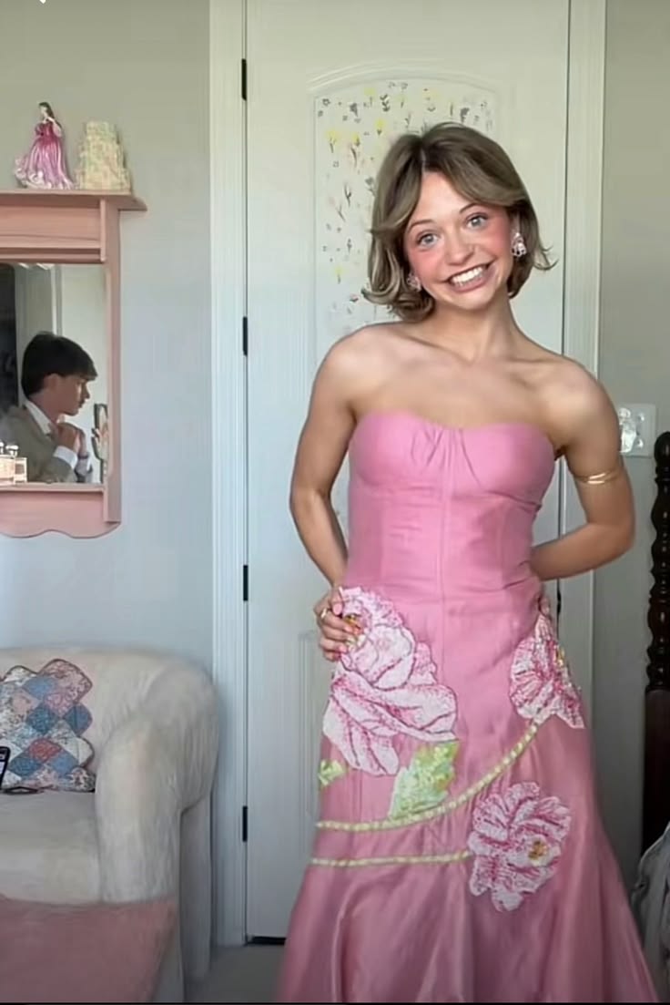 Sweet Pink A-Line Sweetheart Floral Appliques Satin Dress Prom Evening Dress L221