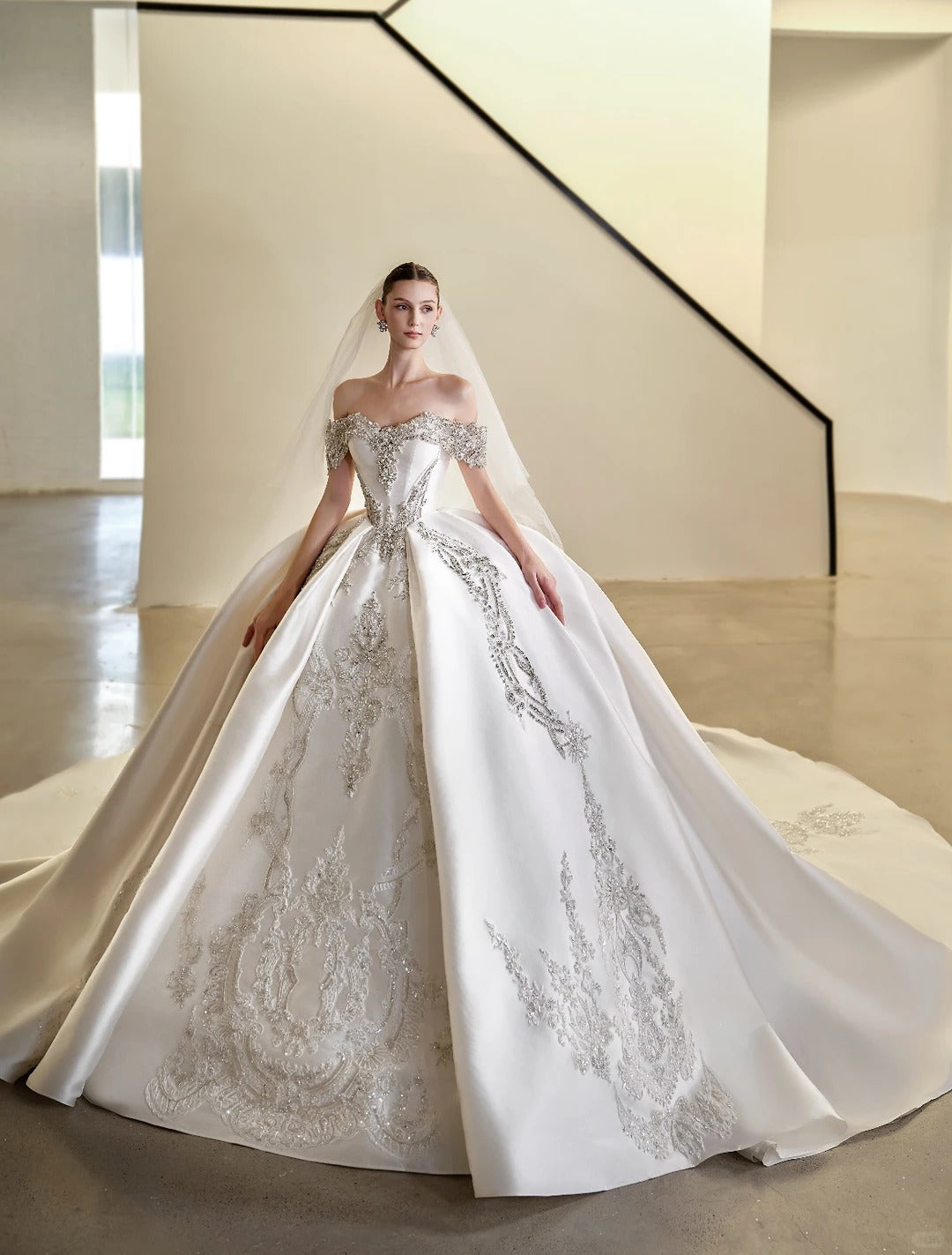 Elegant White Satin Wedding Dress Off-The-Shoulder Ball Gown Appliques Beaded  Ballroom Wedding Dress L233