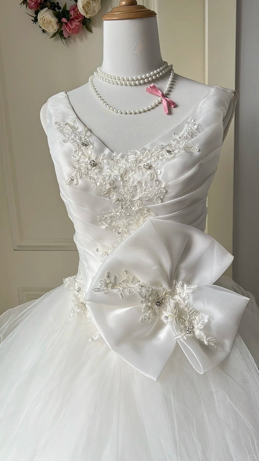 Classy White Ball Gown V-Neck Beaded Appliques Tulle Dress  Quinceanera Dress 16 L257