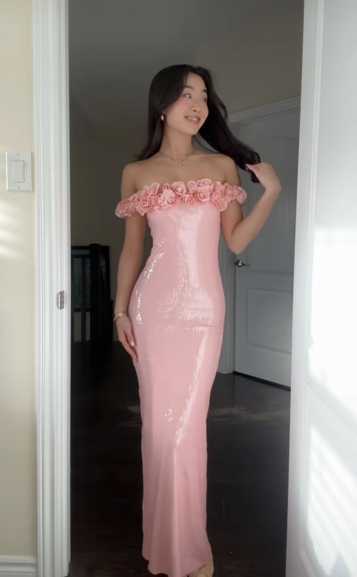 Pretty Pink Sheath Off-The-Shoulder Handmade Flowers Satin Dress Prom Evening Dress L262
