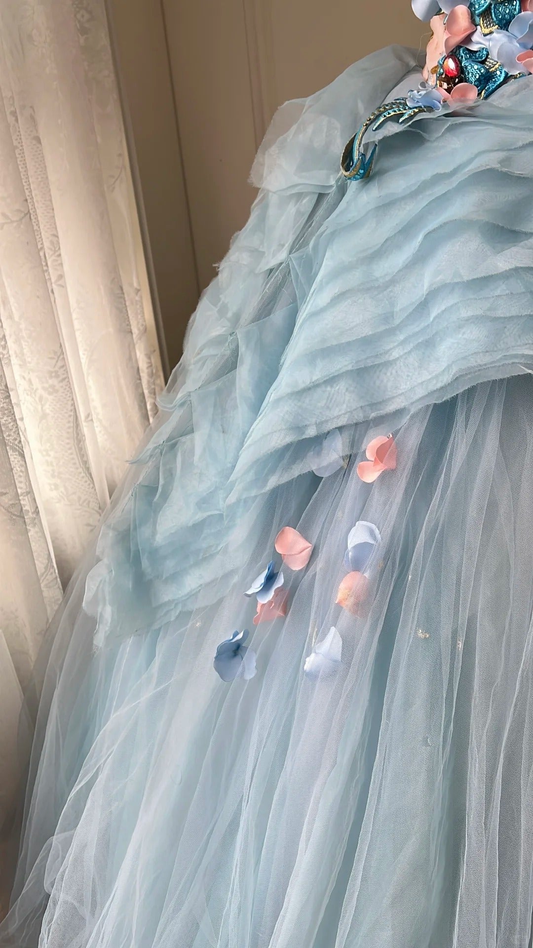 Pretty Blue Ball Gown Strapless Appliques Beaded Rhinestone Tulle Dress Quinceanera Dress 16 L301