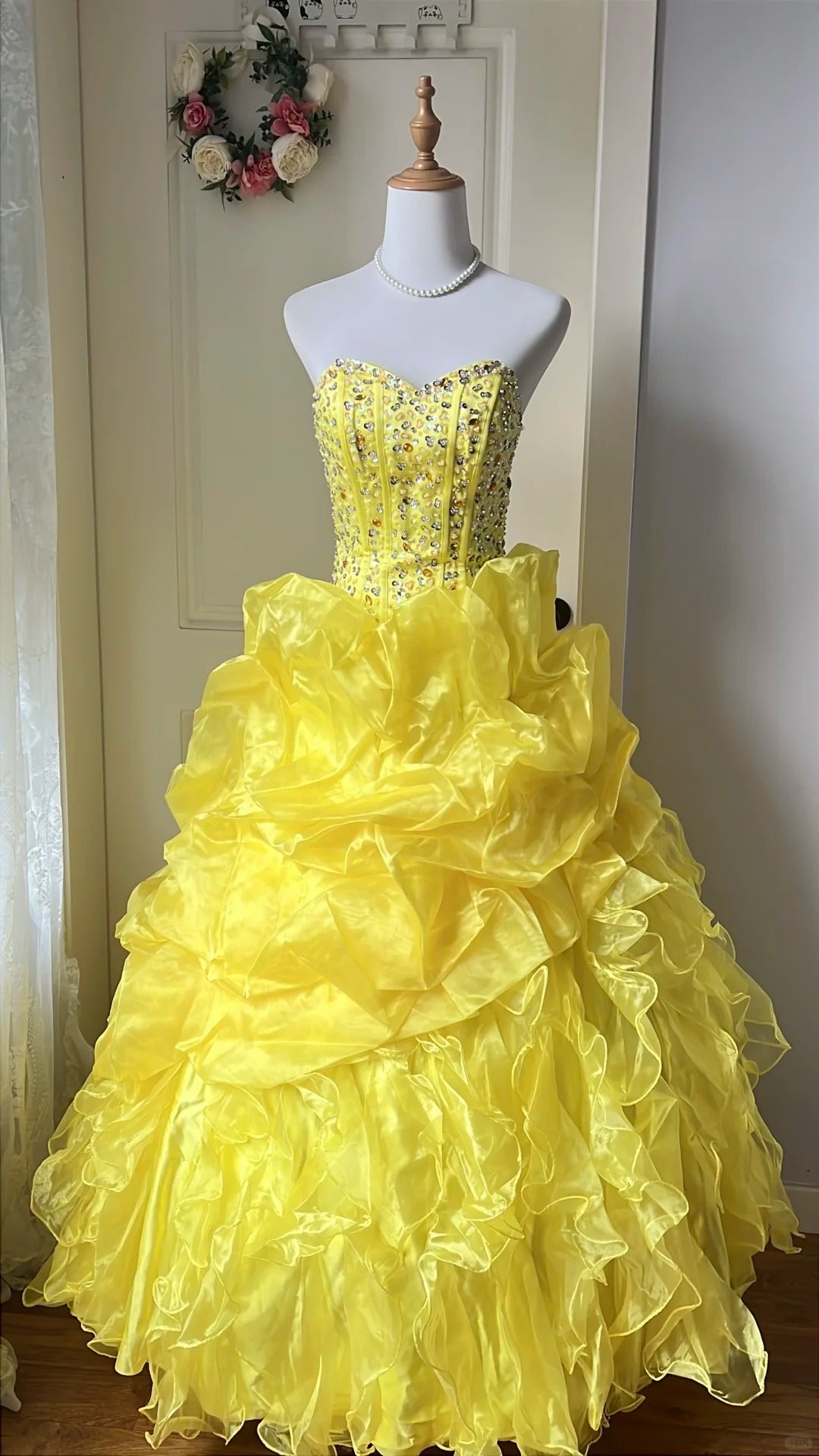 Chic Yellow Ball Gown Sweetheart Rhinestone Beaded Corset Tulle Dress Quinceanera Dress 16 L303