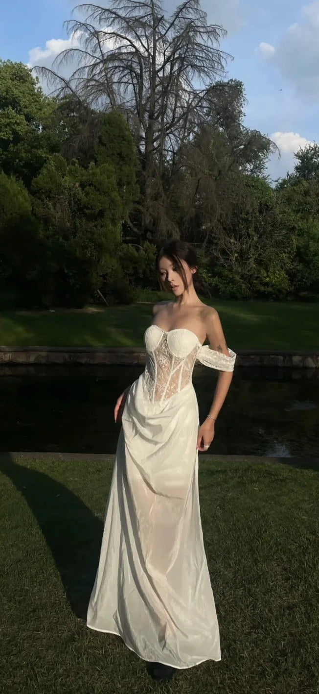 Elegant Ivory A-Line Off-The-Shoulder Lace Corset Tulle Dress Prom Dress Evening Dress L319
