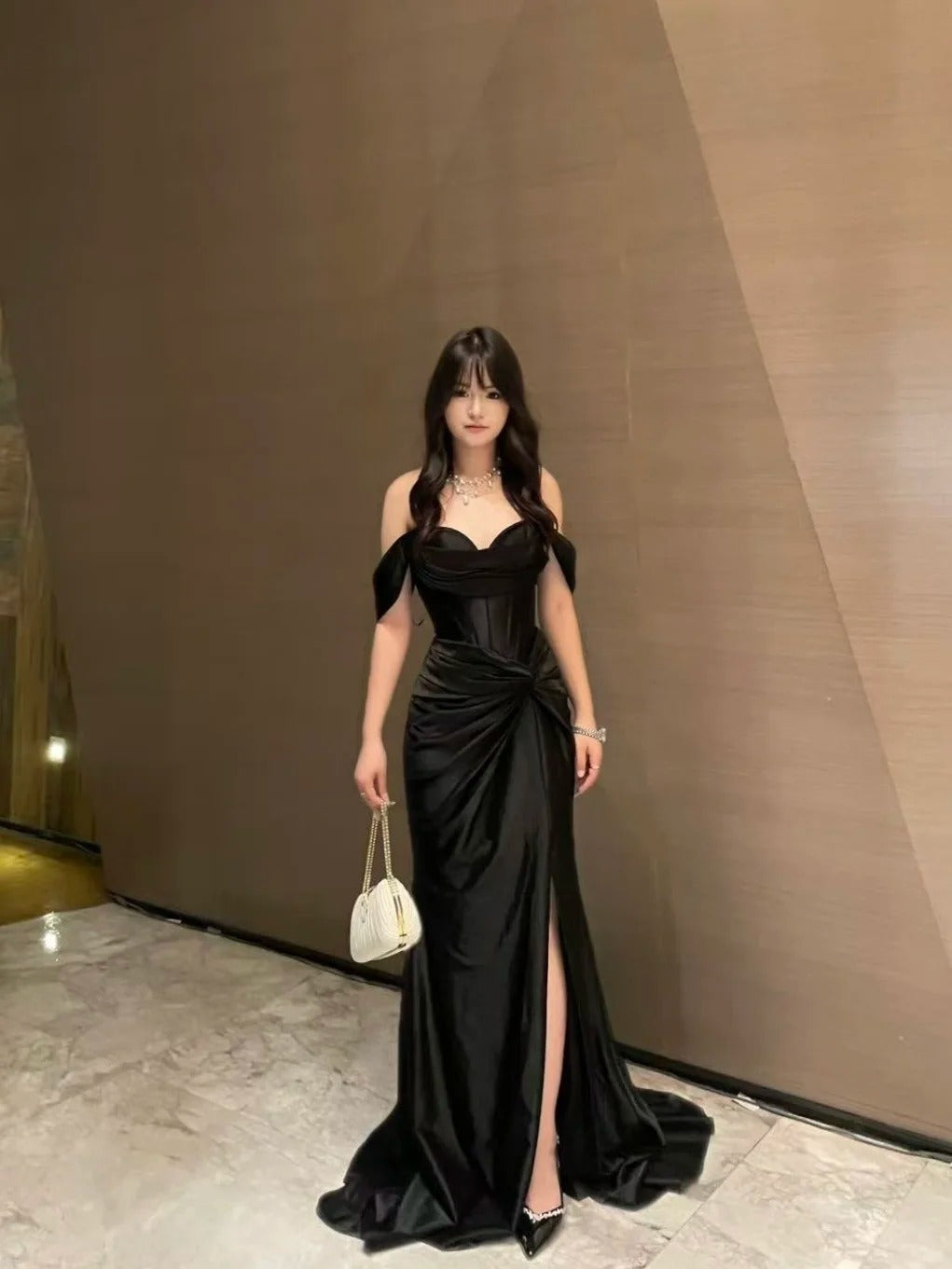 Elegant Black Sheath Off-The-Shoulder Ruched Slit Corset Satin Dress Prom Evening Dress L362
