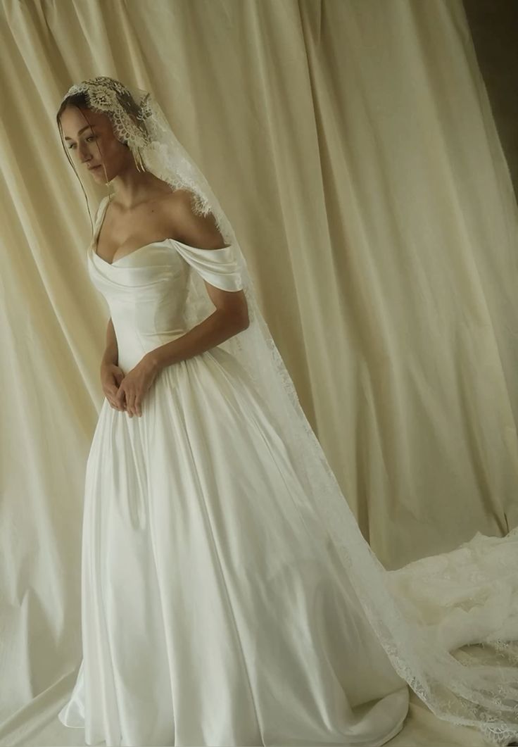 Pretty White Satin Wedding Dress Asymmetrical Neck Ball Gown Ruched Church Wedding Dress L374