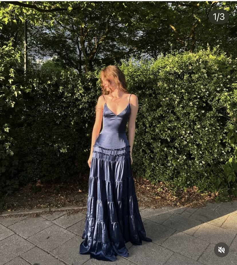 Chic Navy A-Line Spaghetti Strap Ruched Satin Dress Prom Evening Dress L409